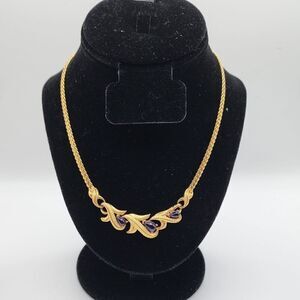Vintage Signed Trifari Amethyst Purple Cabochon Leaf GoldTone Necklace